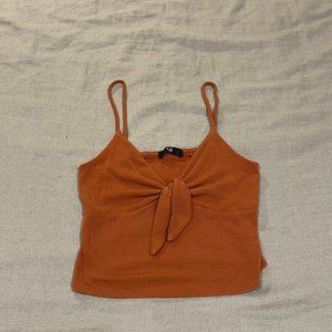 TIE UP CROP TOP